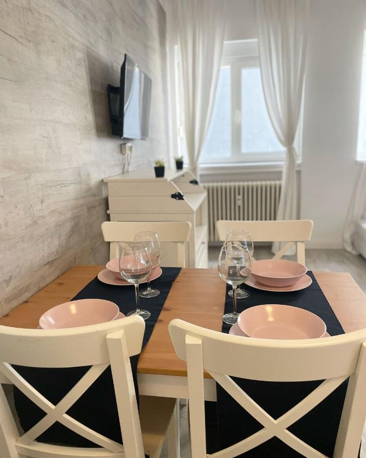 בוקרשט White Apartment מראה חיצוני תמונה