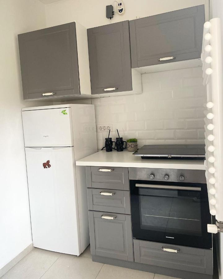 בוקרשט White Apartment מראה חיצוני תמונה