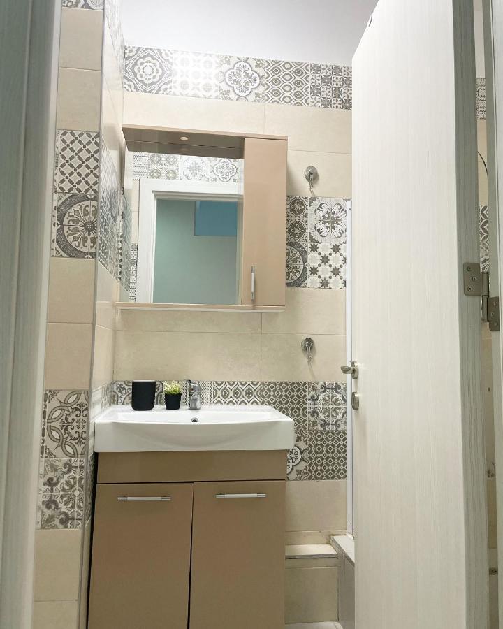 בוקרשט White Apartment מראה חיצוני תמונה